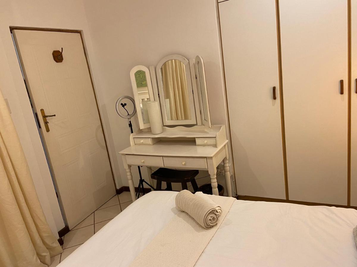 Waterloo Guest House Durban Bagian luar foto